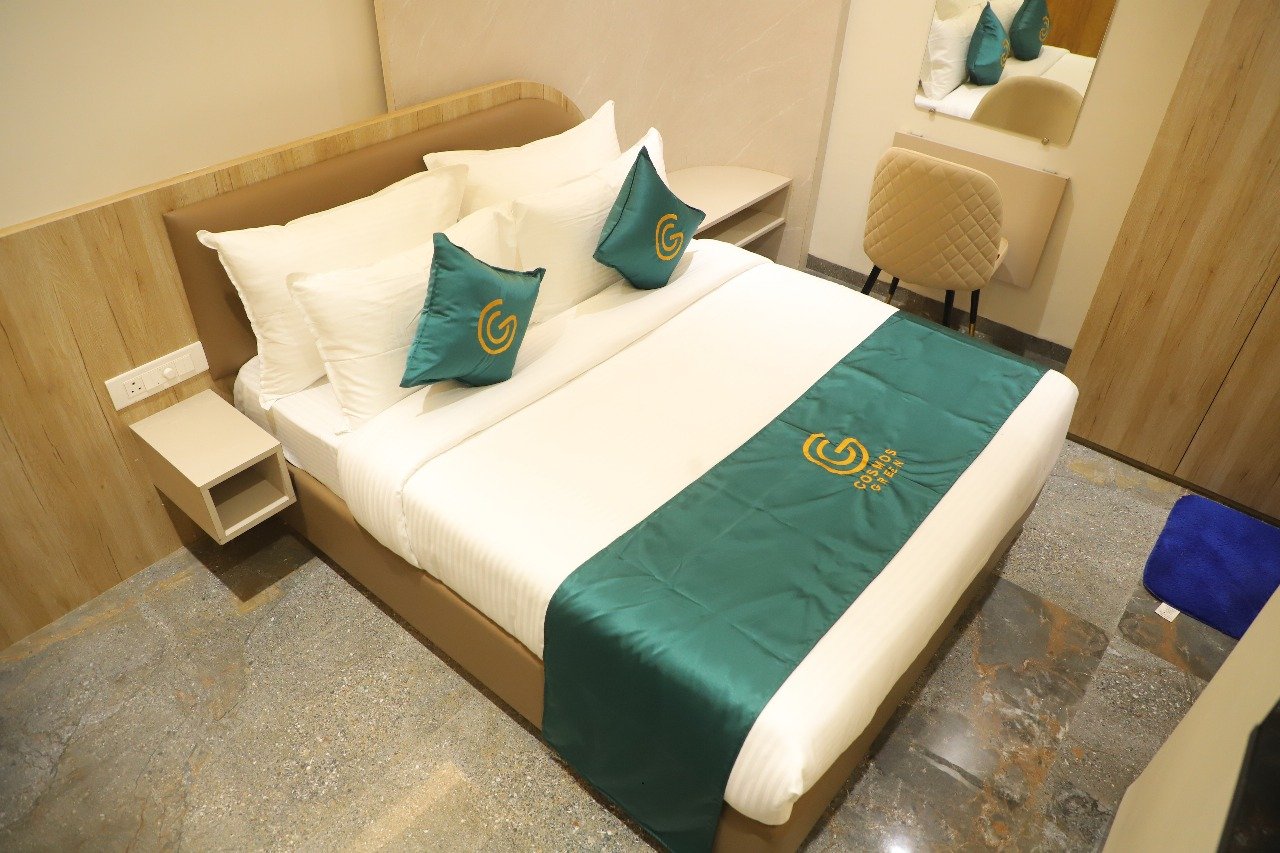 Hotel Cosmos Green